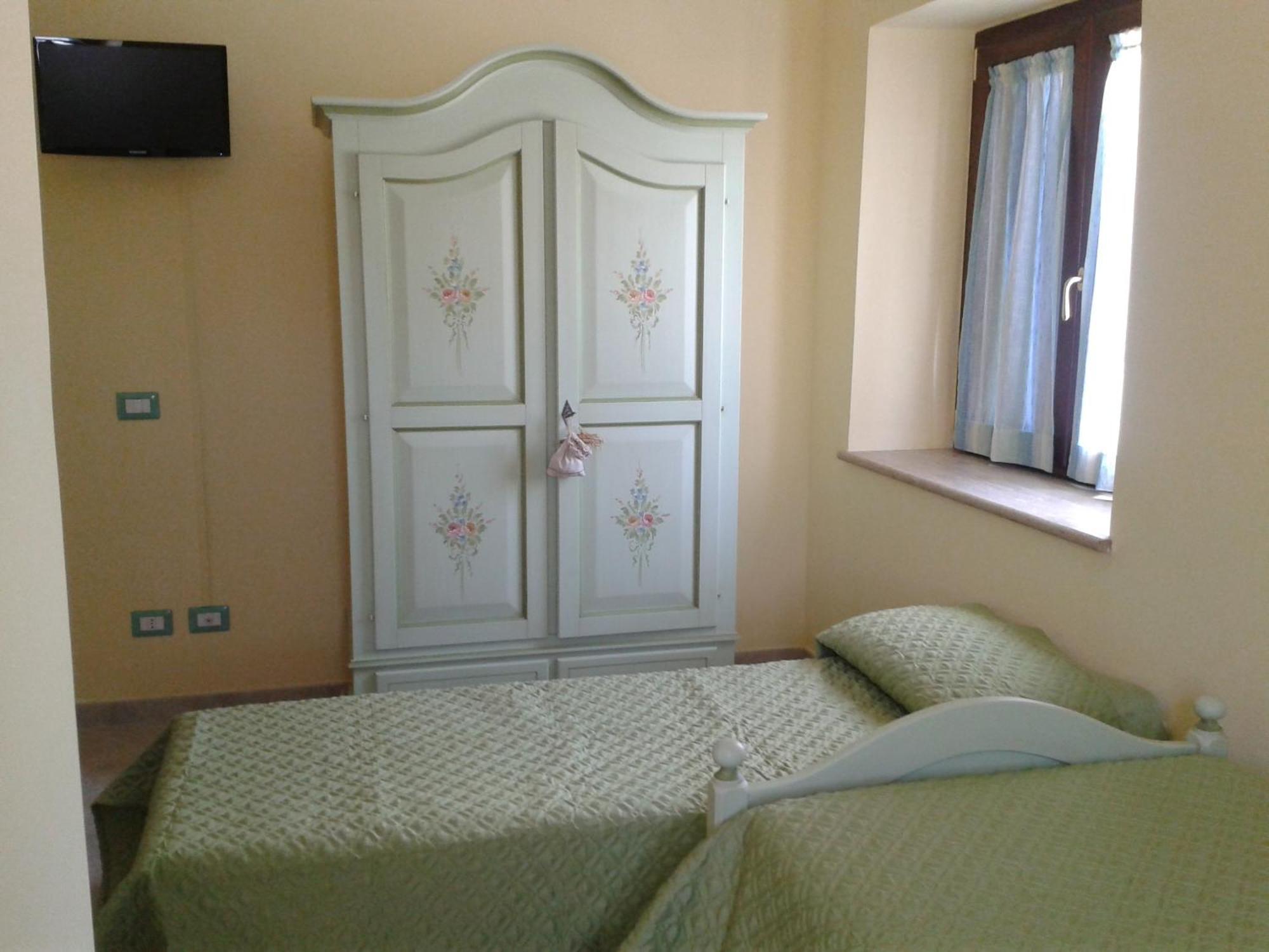 Azienda Agrituristica La Tenuta Del Falco Piedimonte San Germano Room photo